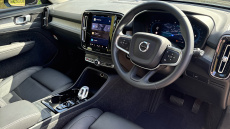 Volvo XC40 2.0 B4P Ultra Dark 5dr Auto Petrol Estate